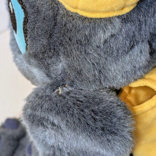 Disney Store Exclusive Back To School Stitch Plush W/ Lunchbox & Backpack - Picture 4 of 9