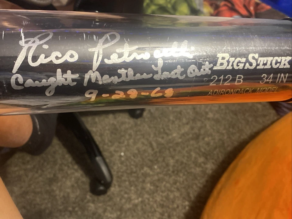 签名棒球棒 — 第 4/4 张图片