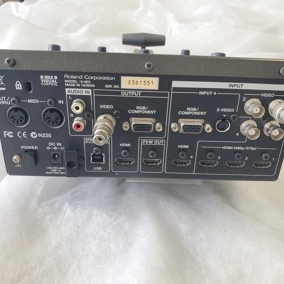 Roland V-4EX Four Channel Digital Video Mixer Good Working Condition - Image 2 of 4