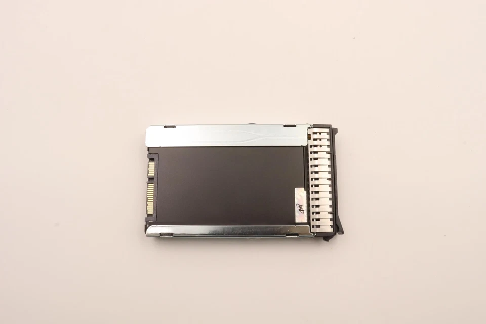 Lenovo ThinkSystem 4XB7A82291 2.5" 03KH096 1.92TB Mixed Use SATA 6Gb HS SSD - Image 3 of 4