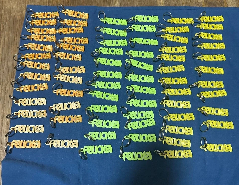 Portachiavi personalizzato e personalizzabile con nome o scritta in stampa 3d - Immagine 3 di 4