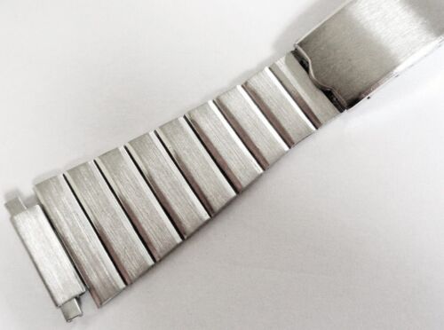 Vintage 18 mm to 24 mm Rowi Military Bull Head Stainless Steel Watch Bracelet - Afbeelding 1 van 10