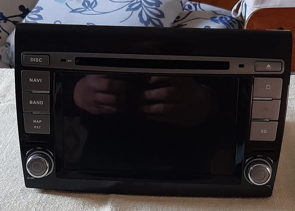 Navigatore Android 8.0 4×32gb per Fiat Bravo dal 2007 in poi COMPRESI ACCESSORI - Immagine 2 di 4