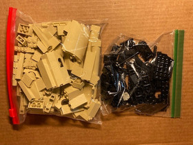 LEGO Harry Potter: Hogwarts Castle (4709) - no box; almost complete