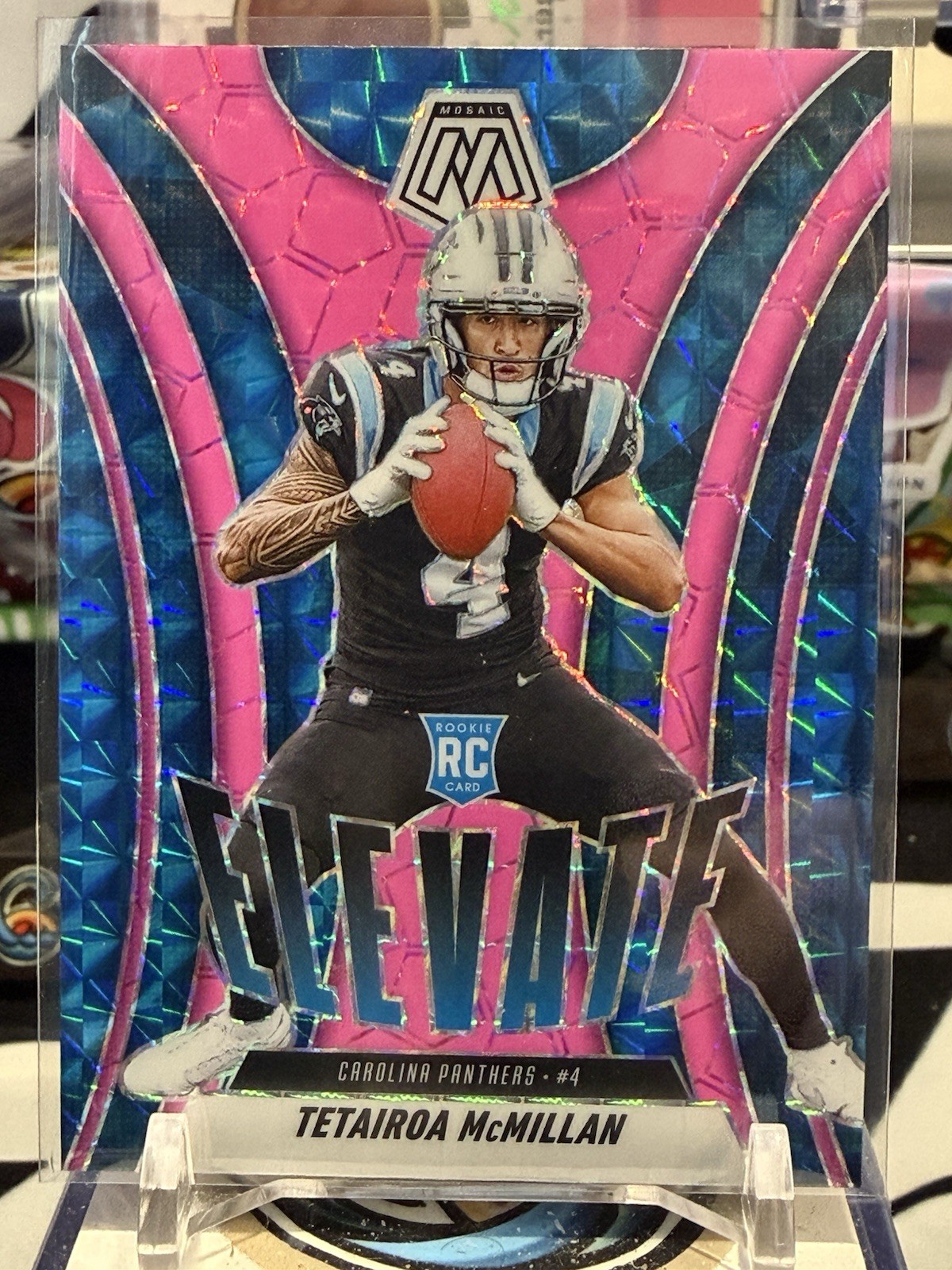 2025 Panini Mosaic Elevate Tetairoa McMillan #6 Mosaic Pink Fluorescent Prizm TZ