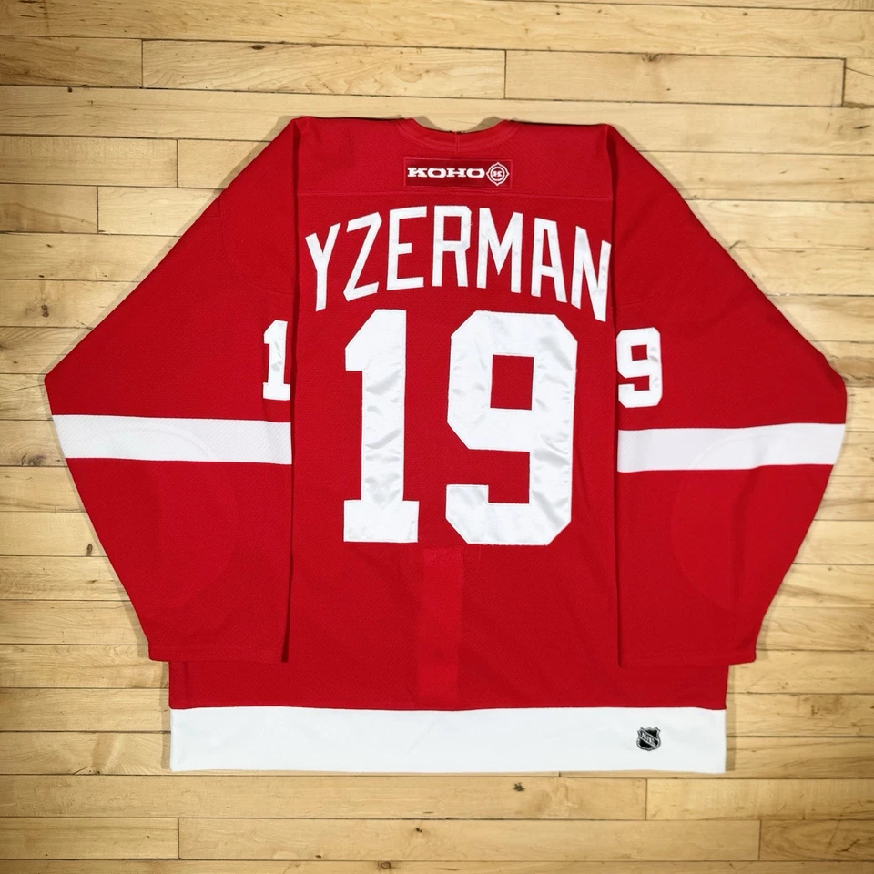 Camiseta Steve Yzerman Detroit Red Wings Vintage Koho Auténtica MIC NHL Talla 56 Foto 2 de 4