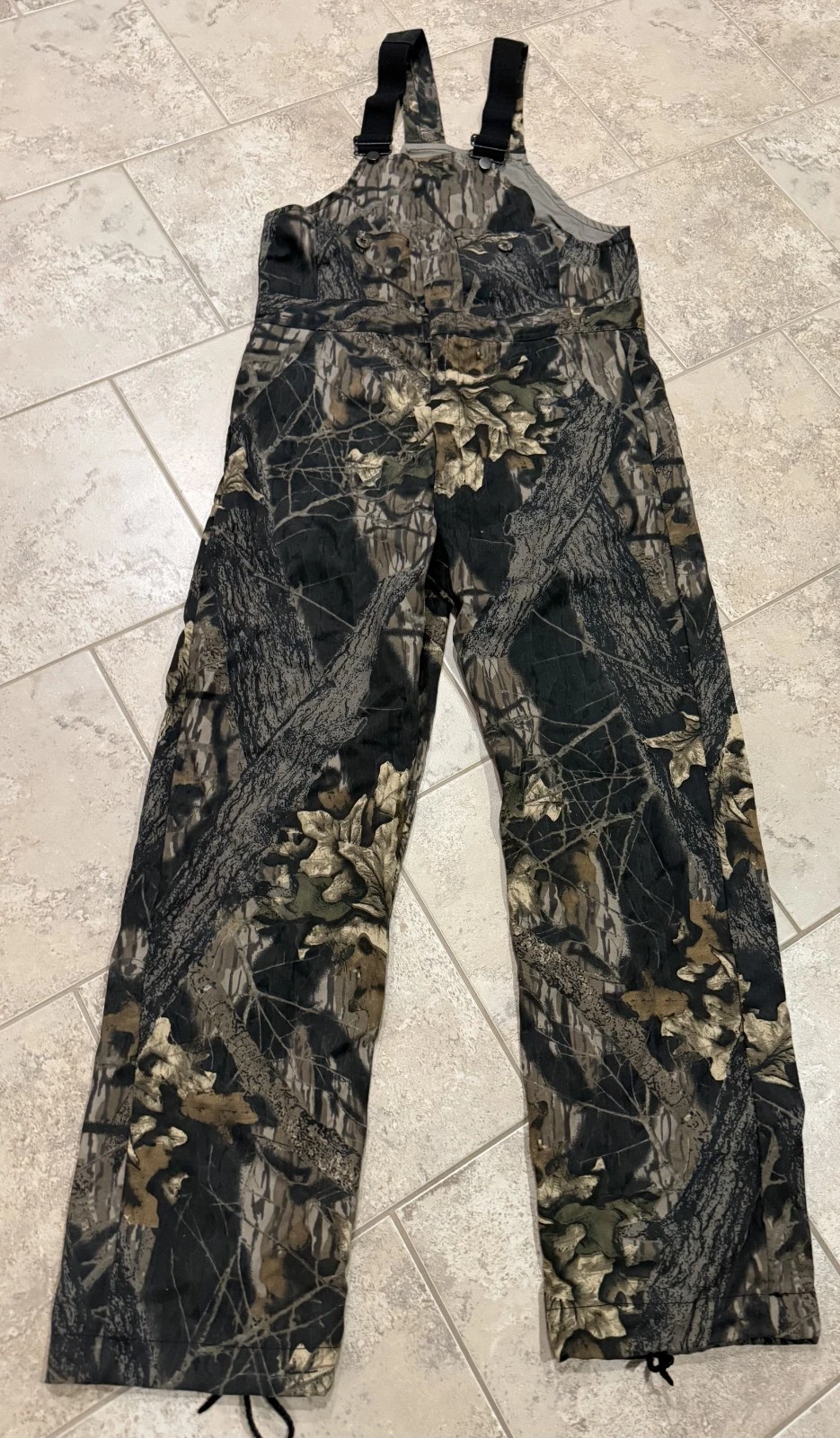 Wolf Mountain Bibs Overalls Hunting Outdoor Mens Medium M Camo Mossy Oak
Opens in a new window or ta