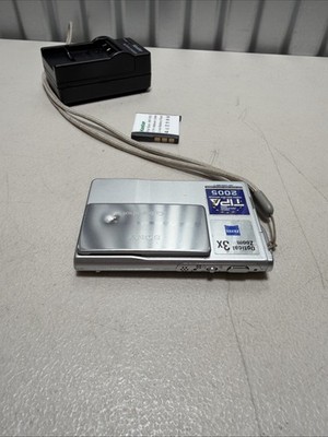 Sony Cyber-shot DSC-T7 5.1MP Digital Camera - Silver for sale
