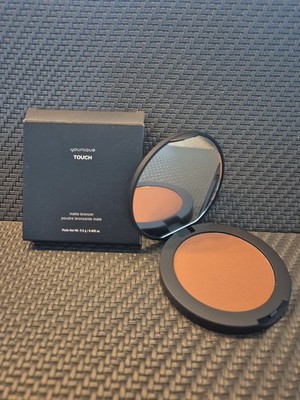 Younique Touch Bronzer Dark Matt