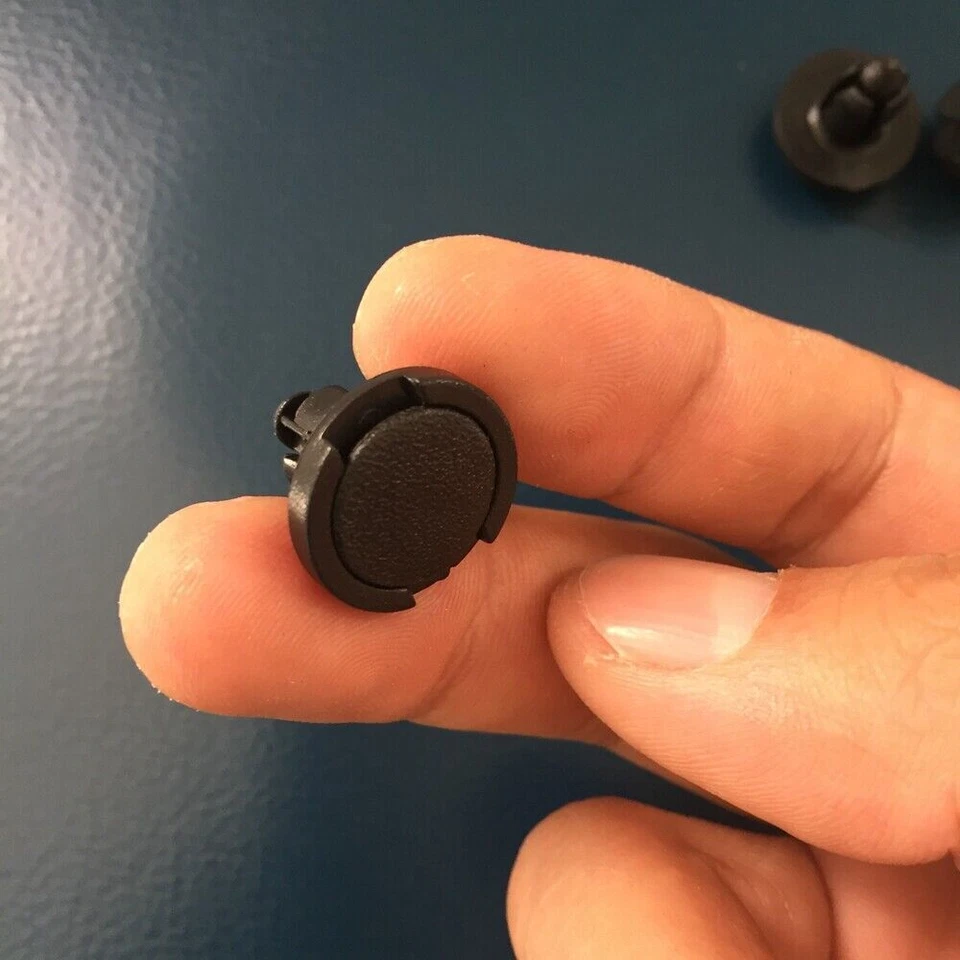 100 clips de revestimiento de guardabarros para parachoques sujetador retenedor 01553-09611 para Nissan para Toyota Foto 4 de 4