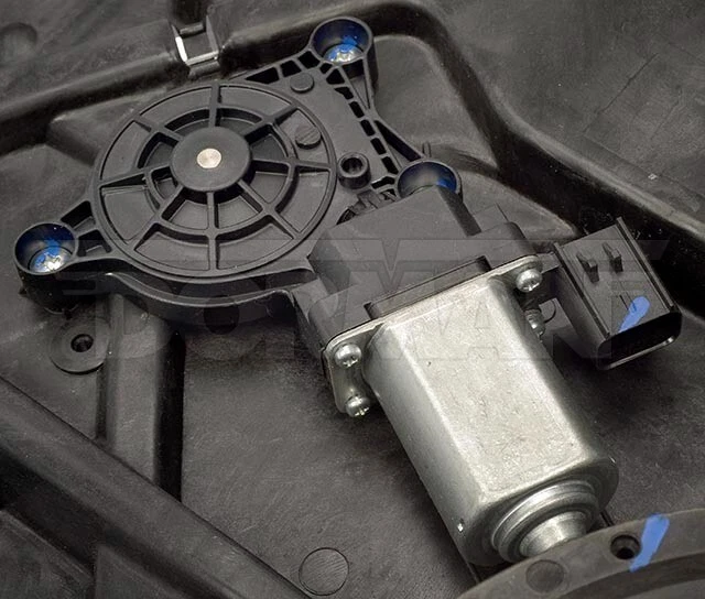 Conjunto de regulador y motor de ventana eléctrica Dorman 748-188 se adapta a modelos Ram Foto 4 de 4