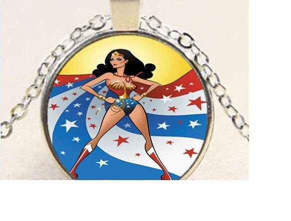 WONDER WOMAN FEMINIST COMIC pendant Sterling Silver 925 chain