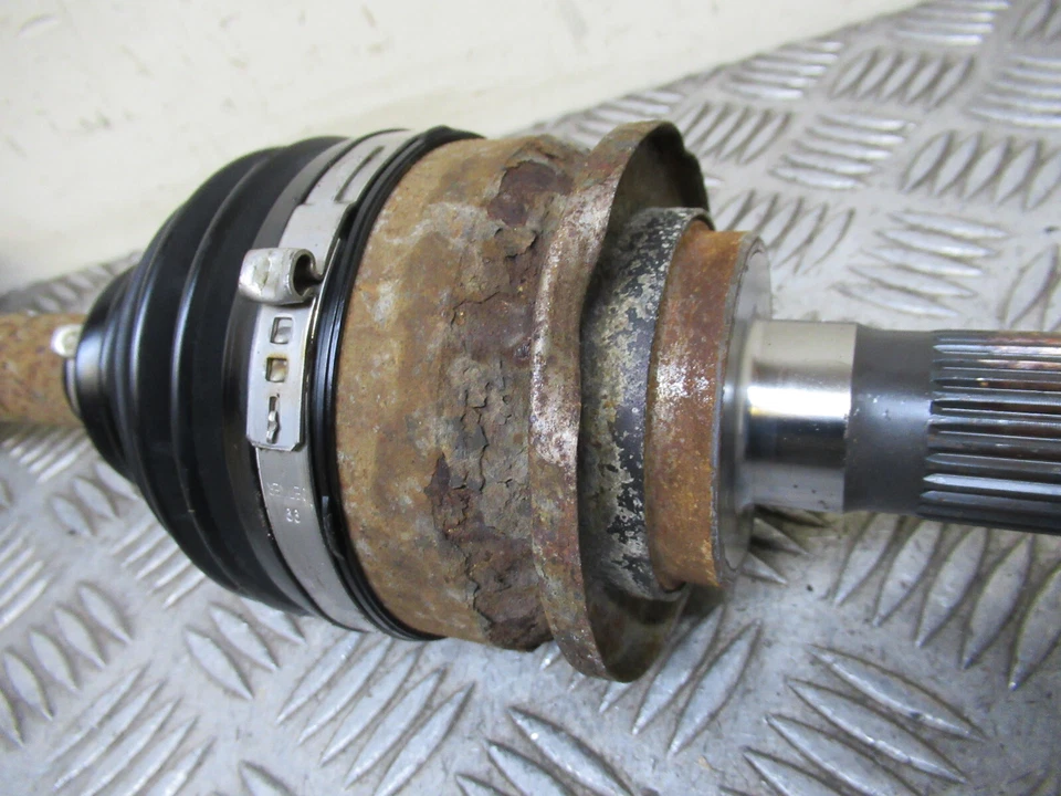 2015 FORD RANGER XLT DCB P375 4x4 2.2TDCI MK3 FRONT RIGHT DRIVESHAFT REF3151 - Image 2 of 4