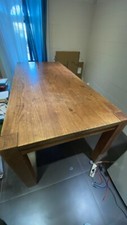 table de salle à manger en bois Massif De Couleur Claire De 1.80 Long Pour 8 Per