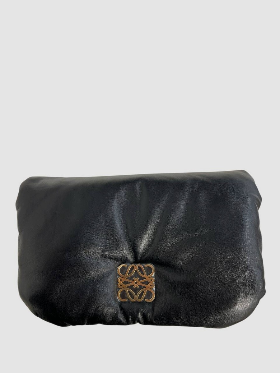 LOEWE セール★ GOYA PUFFER MINI MINI BAG Loewe Women's Black Goya Puffer Mini Shiny Leather Logo