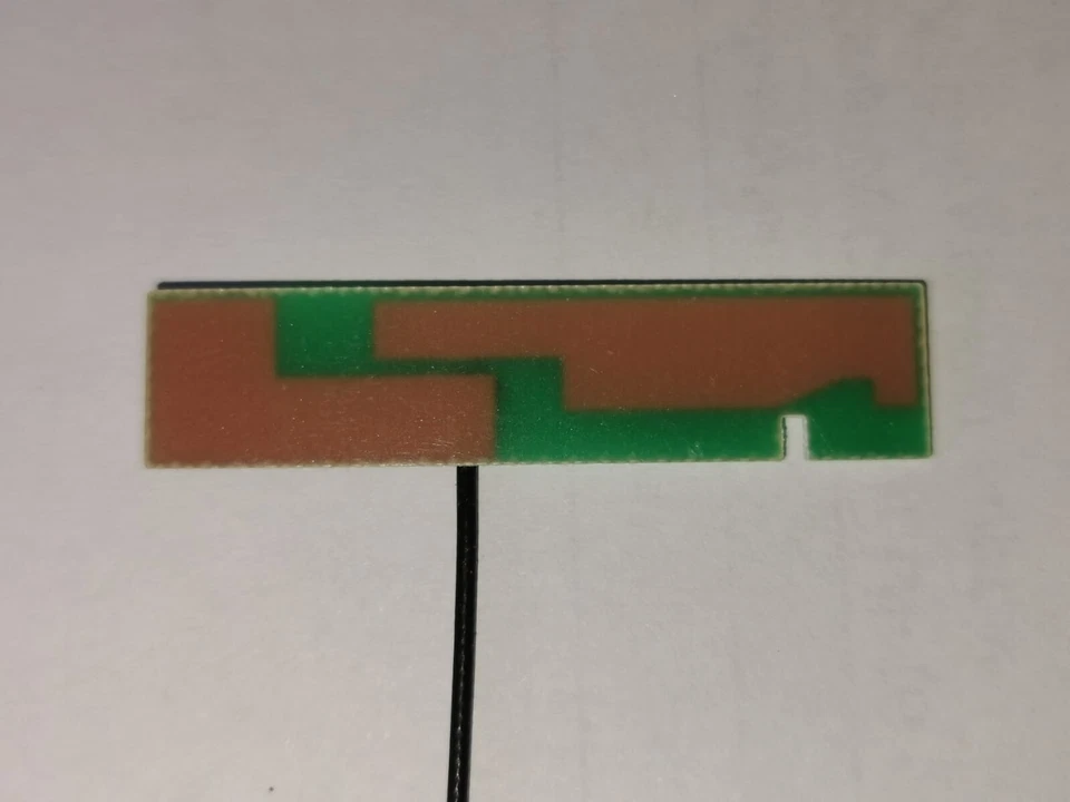 LOT 200 PCS - D201407-R0A1-M-F2G+5G EMBEDDED ANTENNA(24CM CABLE -NEW WITHOUT BOX - Image 3 of 4