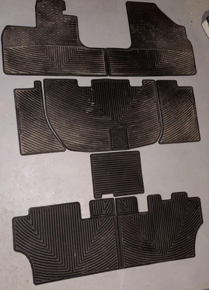 Juego completo de alfombrillas WeatherTech para todo tipo de clima para Honda Odyssey 2005-2010 negras Foto 2 de 4