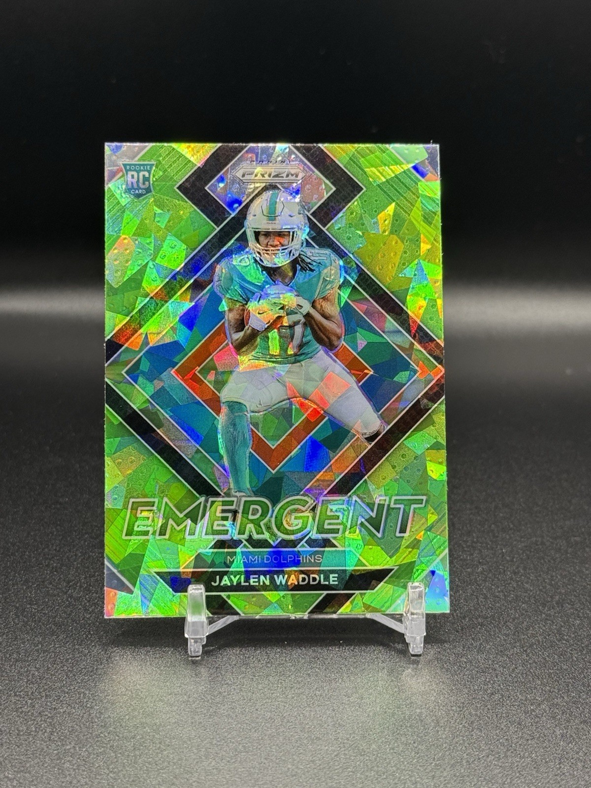 2021 Panini Prizm Emergent Jaylen Waddle #E-8 No Huddle Prizm (RC)