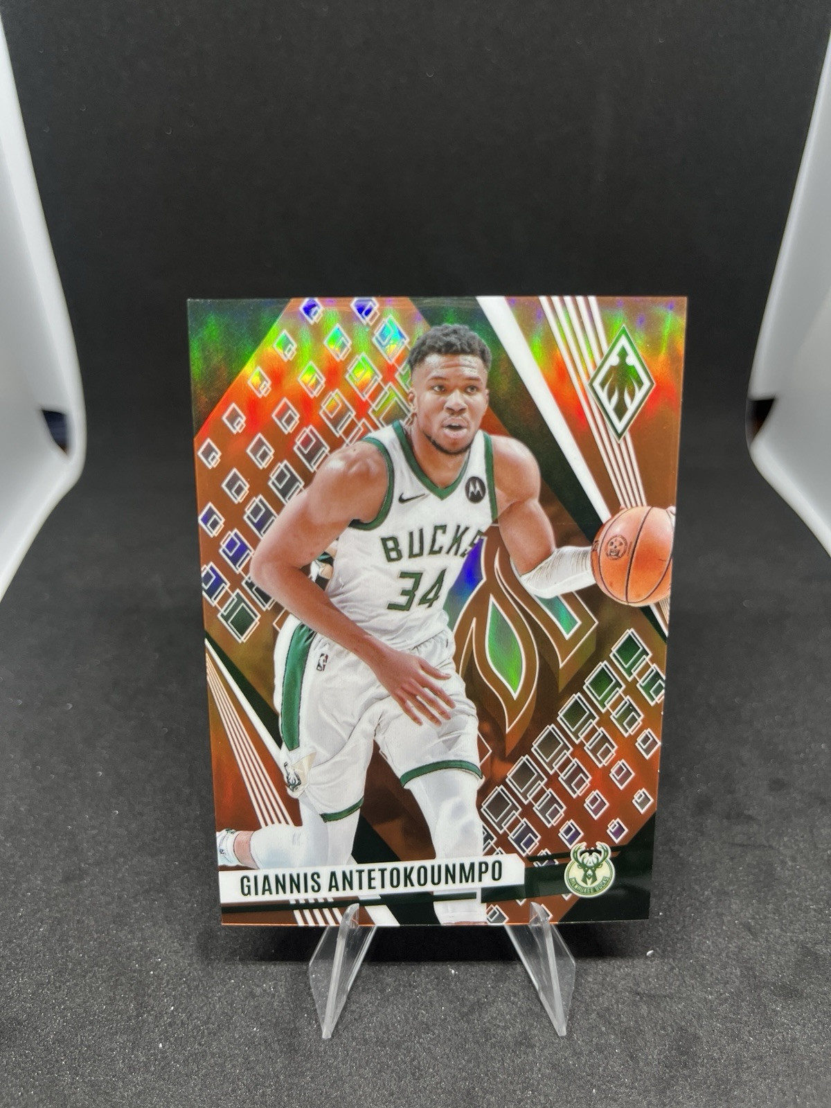 2023-24 Panini Phoenix - Orange #176 Giannis Antetokounmpo /99
