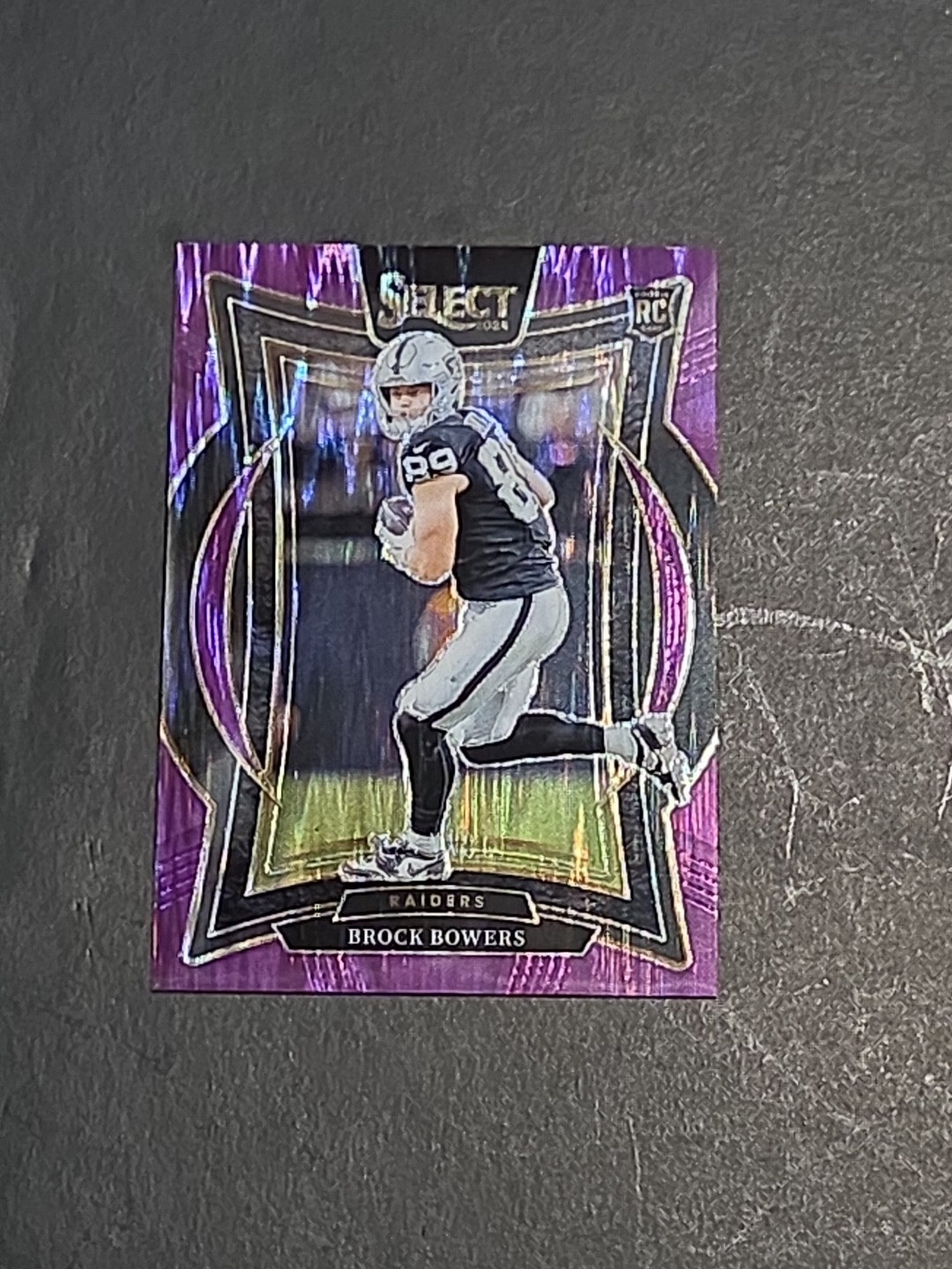 2024 Select Brock Bowers PURPLE SHOCK Prizm Rookie RC 44/360 No: 31 RAIDERS