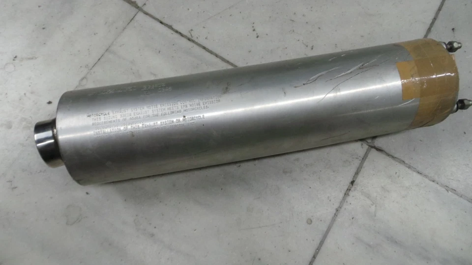 SILENCIADOR SILENCIADOR SUZUKI GSXR 750 SRAD FINAL USADO GENUINO Foto 4 de 4