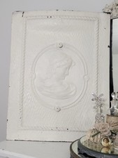 EXQUISITE~ CHIPPY WHITE ANTIQUE ART NOUVEAU LADY TIN FIREPLACE SUMMER COVER 26" 
