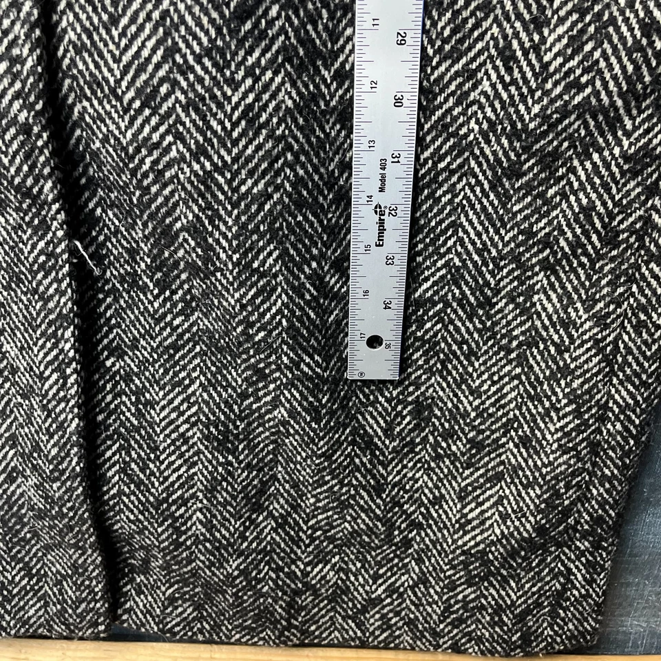 Abercrombie & Fitch Women's Overcoat Size LP Black & White Herringbone Long - Image 4 of 4