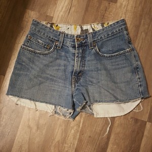 cute levi shorts