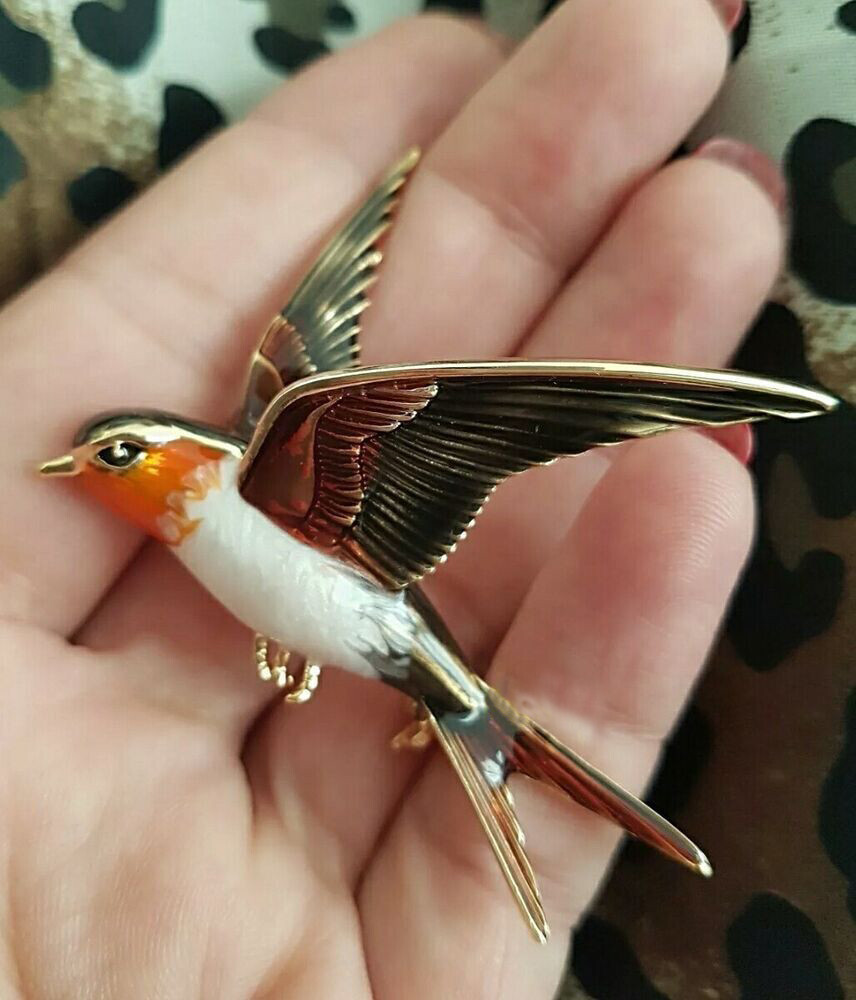 Picture 1 of 6