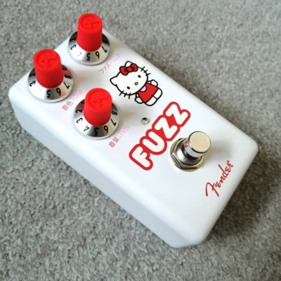 レアな限定カラー　Fender x Hello Kitty Fuzz White m84296405860_1.jpg?1752672996