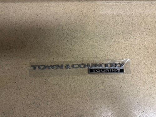 🔥NEW 08-10 Chrysler Town and Country Touring Nameplate Badge Emblem 05113423AC