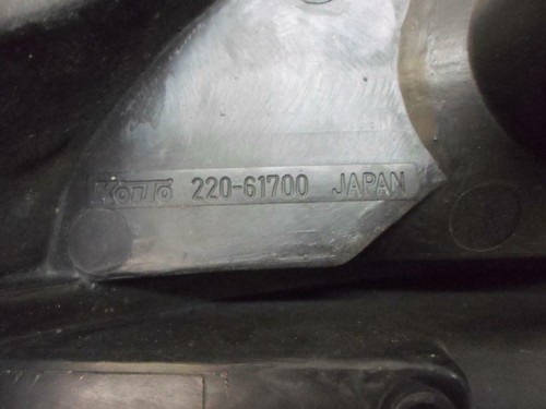 Luz trasera derecha Mazda Protege 1996 1997 1998 220-61700 fabricante de equipos originales - Imagen 2 de 4