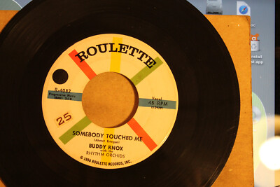 BUDDY KNOX W/ THE RHYTHM ORCHIDS---SOMEBODY TOUCHED ME  (1958)