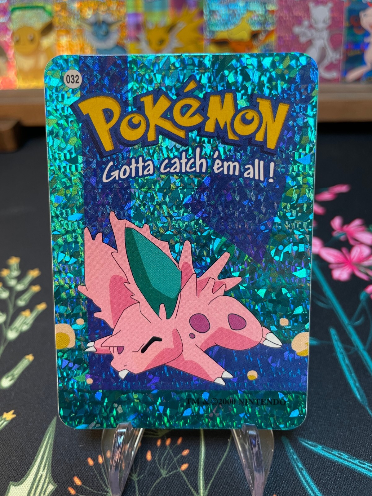 Nidoran #32 - Vintage Vending Machine Prism Sticker 2000 - Pokemon Card