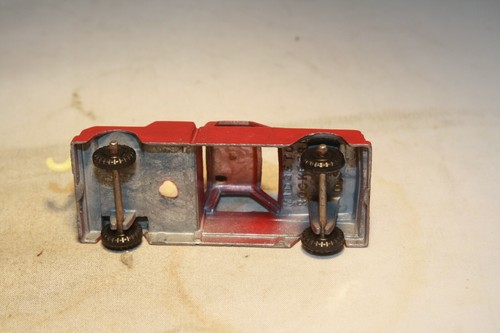 1968 Chevrolet C/10 Tow Truck Midgetoy Made in USA 1 - Picture 5 of 5