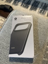 Beats iPhone 17 Pro Case with MagSafe and Camera Control - Granite Gray