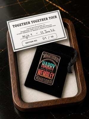 Harry Styles Wembley Final Night, 4 July 2026 | Personalised Rose Gold Pin Badge