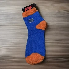 Women’s NCAA Florida Gators Fuzzy Socks Sz Medium Sz 6-11 - NEW 
