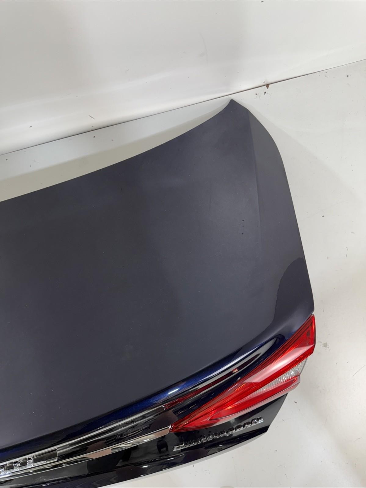14-21 Maserati Quattroporte S Q4 Rear Trunk Lid Decklid Camera Inner Lights NICE