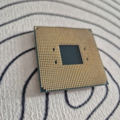 AMD Ryzen 7 5800X Desktop-Prozessor (4,7GHz, 8 Kerne, Sockel AM4) Tray