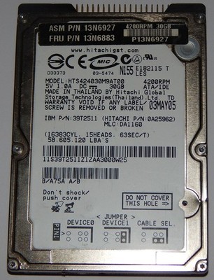 Hitachi HTS424030M9AT00 30GB 44pin IDE 2,5'' HDD Festplatte 30 GB Hard Disk