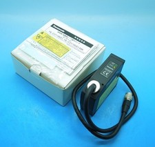 Sensor de desplazamiento láser de alta velocidad y alta precisión Panasonic HL-C211B