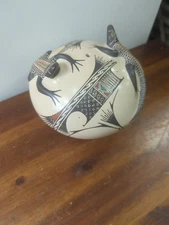 Mata Ortiz Folk Art Pottery Large Polychrome Seed Pot W/ Raised Lizards Iguanas