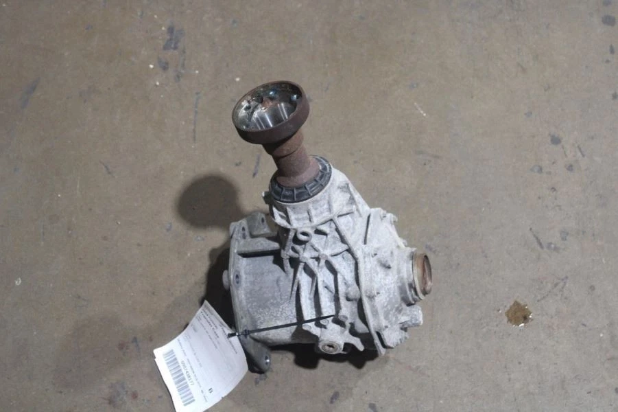2018 Ford Fusion 4WD Transfer Case CV6Z7251Q 108K Miles Used OEM - Imagem 4 de 4