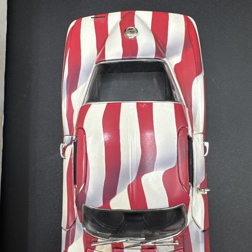 Ertl Diecast Car 1967 Chevy Corvette Star Spangled US Flag 1:18 Scale - Photo 5/11