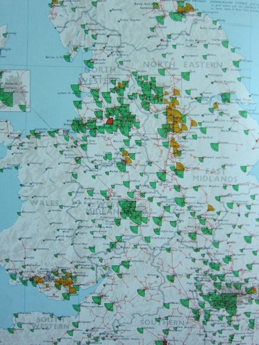 VINTAGE LARGE MAP of BRITAIN GAS PRODUCTION GAS WORKS DISTRIBUTION REFINERIES - Picture 2 of 7