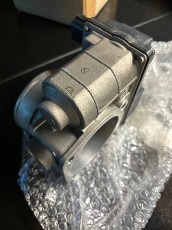 Infiniti G35 2003 2004 2005 2006 2007 3,5 L carrocería del acelerador válvula del acelerador OEM Foto 2 de 4