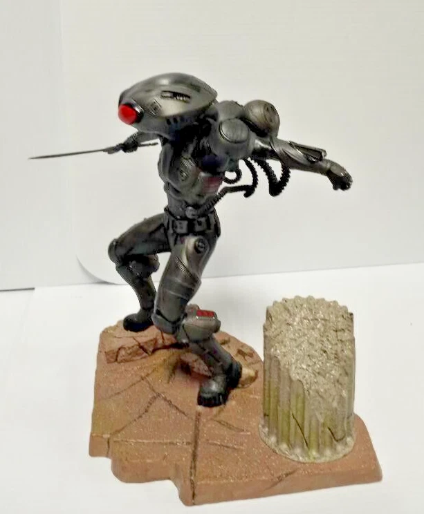 DC Aquaman Película Manta Negra PVC Estatua Versión GameStop (FC209-2 A0071) Foto 2 de 4