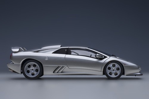 AutoArt Lamborghini Diablo SE JOTA Titanium 1/18 - Picture 4 of 12