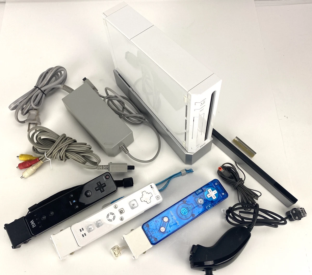 Nintendo Wii Gaming Console Bundle, Sensor +Cords, RVL001(USA) Charger, Games Video games